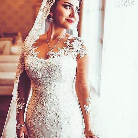 Vintage Mermaid Wedding Dresses Appliques Sheer Jewel Neck Sweep Train Long Sleeve Bridal Gowns Button Back Plus Size Wedding Dress