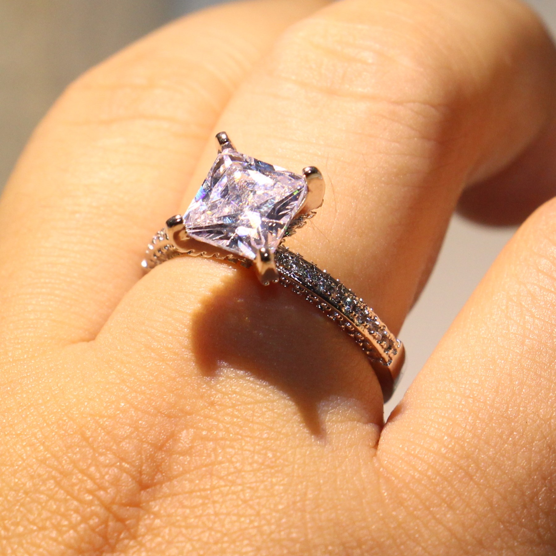 Classical Luxury Jewelry 925 Sterling Silver Princess Cut White Topaz Pave CZ Eternity Infinity Women Wedding Band Ring For Lovers' Gift