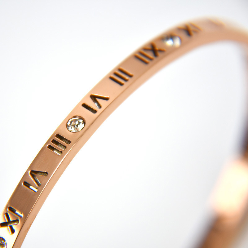 Roman numerals hollow stainless steel bracelet fashion 18K rose gold diamond bracelet titanium steel hollow ladies bracelet
