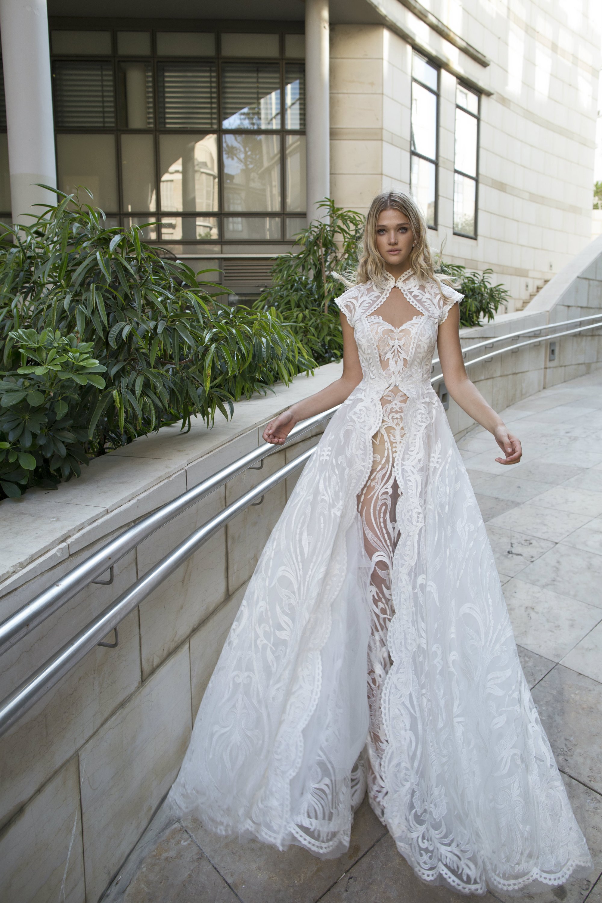 white a line wedding dresses special cut lace bridal gowns sweep train plus size garden wedding dress