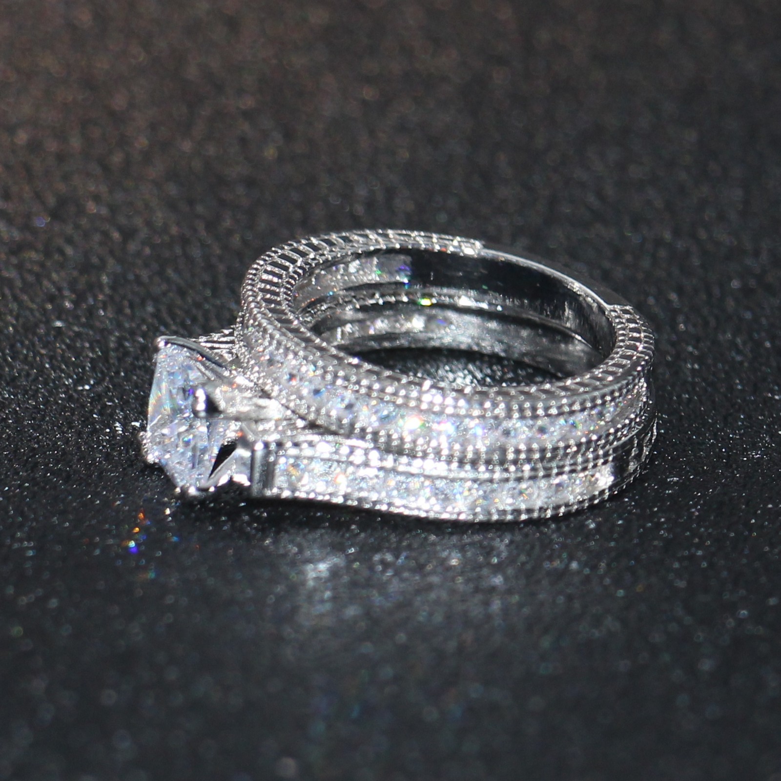 Victoria Wieck Hot Top Selling New Arrival Vintage Fashion Jewelry 14KT White Gold Filled Princess Cut Topaz Gemstones Women Bridal Ring Set