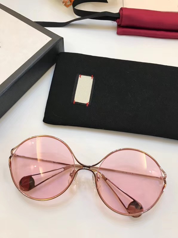 Latest selling popular fashion 0253 women sunglasses mens sunglasses men sunglasses Gafas de sol top quality sun glasses UV400 lens with box, White;black
Latest selling popular fashion 0253 women sunglasses mens sunglasses men sunglasses Gafas de sol top quality sun glasses UV400 lens with box, White;black