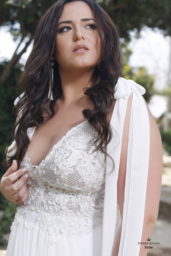 Lace Stylish Plus Size Beach Wedding Dresses V Neck Side Split Bohemian Bridal Gowns A E Sweep Train Chiffon Boho Robe De Mari E