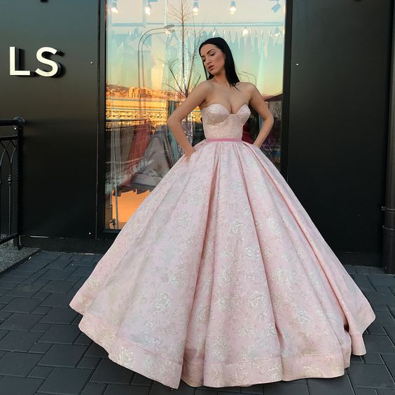 Blush Pink Ball Gown Prom Dress Full Lace Appliques Robes De Soiree Satin Sweetheart Neckline Evening Dresses, Yellow
Blush Pink Ball Gown Prom Dress Full Lace Appliques Robes De Soiree Satin Sweetheart Neckline Evening Dresses, Yellow