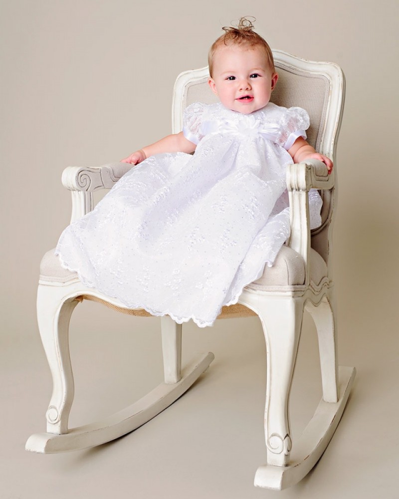 2019 Adorable Christening Dresses For Baby Girls Short Sleeve Lace Applique Beads Baptism Dress First Communication Gowns Custom Made