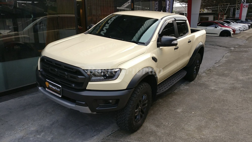 Premium khaki Milan Cream Gloss Vinyl Wrap For Whole Car Wrap Covering With Air bubble Free Lke 3M quality Low tack glue Size:1.52*20m( 5x67ft