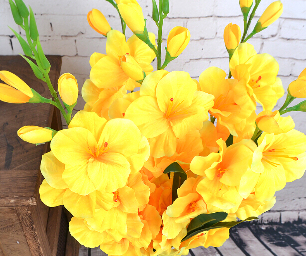 Silk Gladiolus Flower (7 heads/Piece) Fake Sword Lily for Wedding Party Centerpieces Artificial Decorative Flowers 80cm 12pcs
