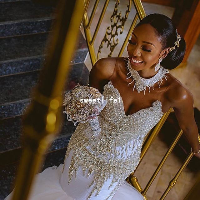 Gorgeous 2019 High Neck Rhinestones Gold Beaded Wedding Dresses Mermaid Tulle Court Train Africa Top Wedding Bridal Gown Custom Made, Ivory
Gorgeous 2019 High Neck Rhinestones Gold Beaded Wedding Dresses Mermaid Tulle Court Train Africa Top Wedding Bridal Gown Custom Made, Ivory
