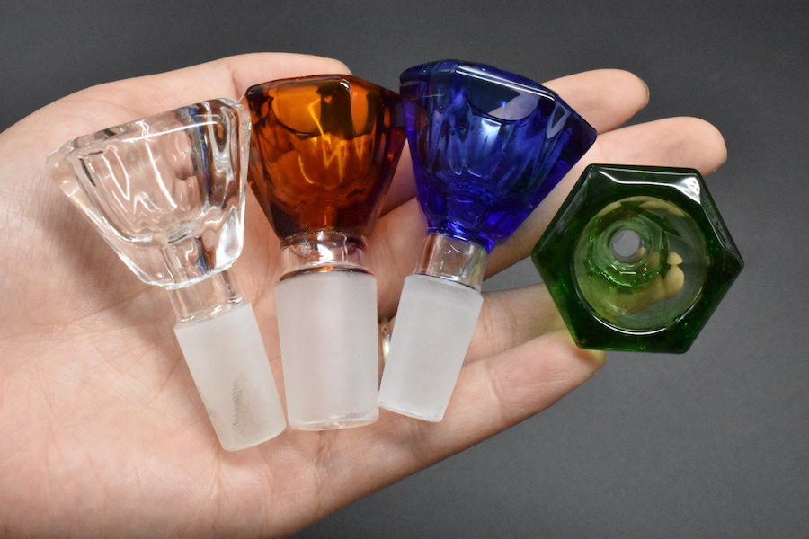 Beautiful Diamond big bowl heavy thick Tobacco bowl 14mm 18mm male Joint colored smoking bowls for glass bongs ashcatcher bowl wholesale
Beautiful Diamond big bowl heavy thick Tobacco bowl 14mm 18mm male Joint colored smoking bowls for glass bongs ashcatcher bowl wholesale
