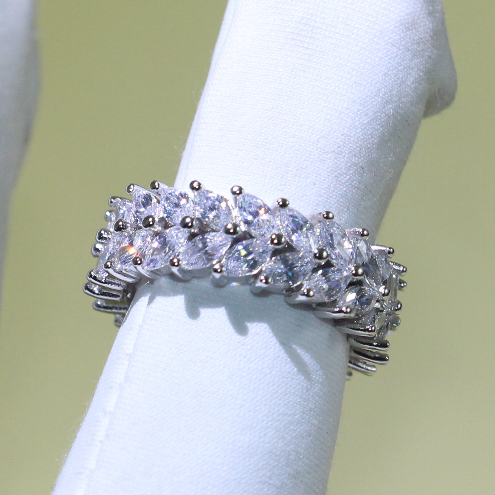 Sterg Sier Marquise White Topaz Dia Wedding Band Ring for Women