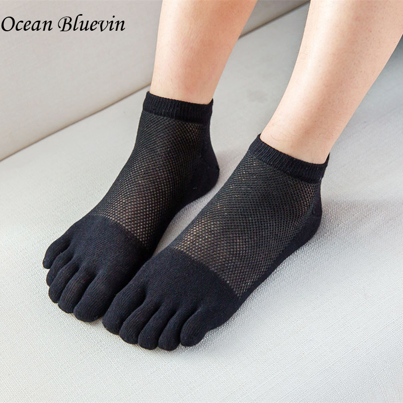 Women Quality Cotton Five Toe Socks Low Cut Spring Summer Ultra Thin Mesh Breathable Cool No Show 5 Color Comfortable Toes Sock, White
Women Quality Cotton Five Toe Socks Low Cut Spring Summer Ultra Thin Mesh Breathable Cool No Show 5 Color Comfortable Toes Sock, White