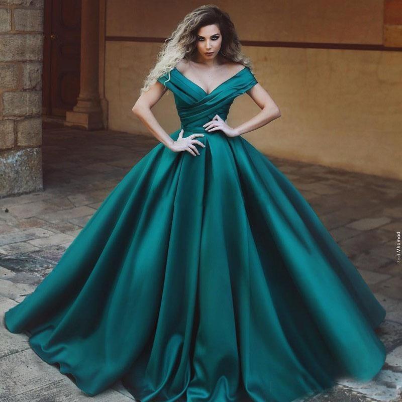 Gorgeouse Off Shoulder Evening Dresses Pleats Satin Floor Length Deep V-Neck Ball Gown Prom Dress Formal Evening Gowns