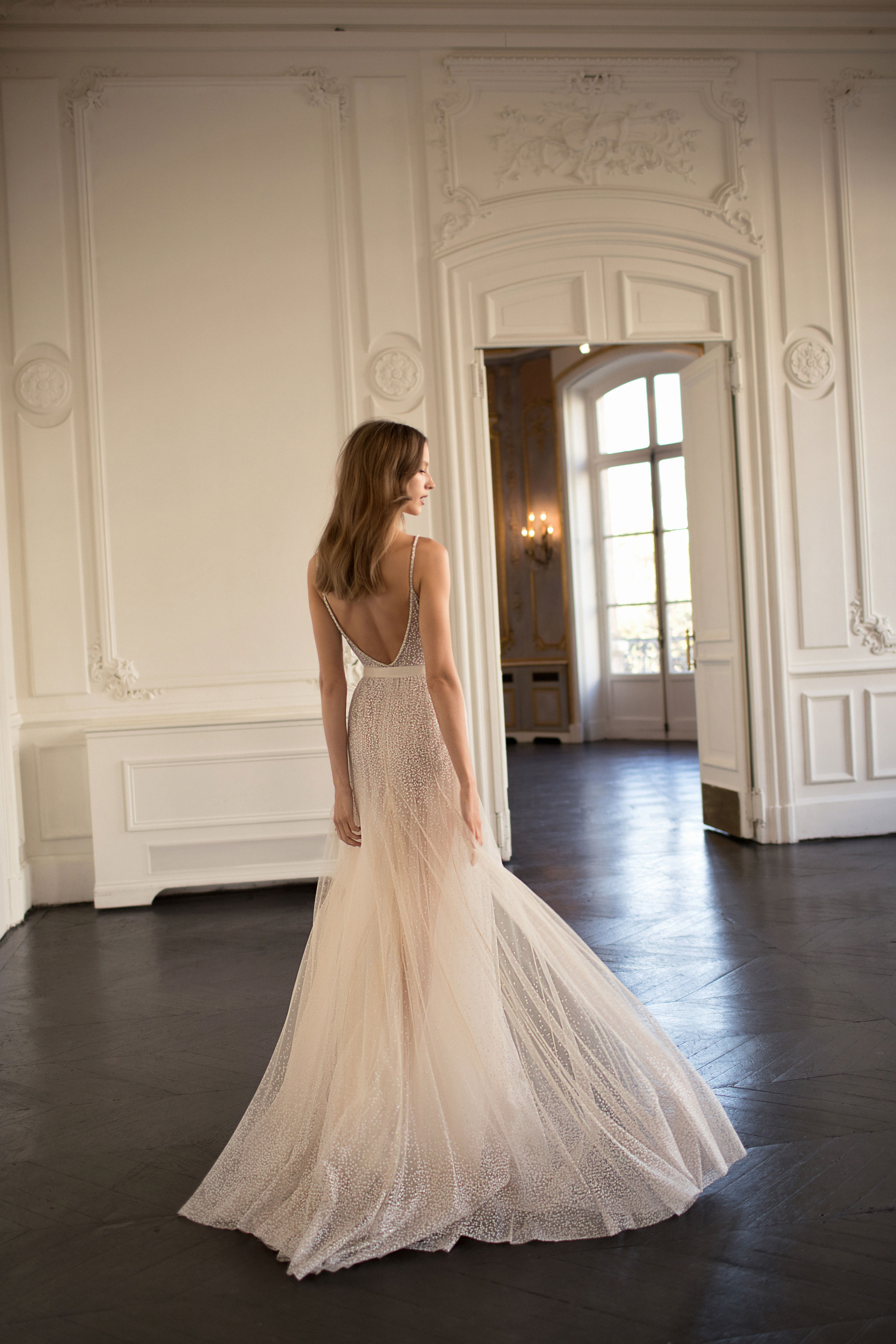 Gorgeous Eisen Stein A Line Dresses Spaghetti V Neck Wedding Bridal Gowns Backless Robe De Marie 0505 0505