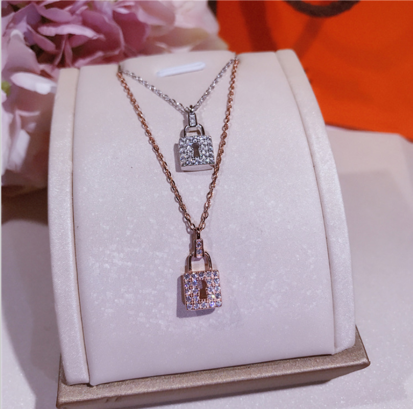 45CMChongcong Brand Classical Luxury Jewelry Pure 100% 925 Sterling Silver Pave White Sapphire CZ Party Key Pendant Clavicle Necklace Gift
