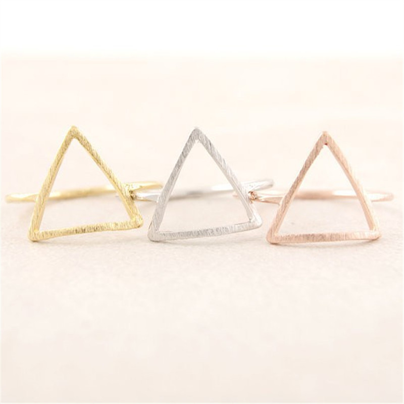 Fashion The latest elements triangle hollow out graphics rings Gold-color rings for women mixed color wholesale
Fashion The latest elements triangle hollow out graphics rings Gold-color rings for women mixed color wholesale