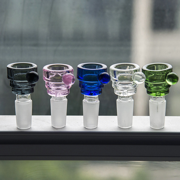 New Style Glass Bowl 14mm and 18mm Male Joint Glass Herb Holder For Glass Water Pipes Oil rigs 777
New Style Glass Bowl 14mm and 18mm Male Joint Glass Herb Holder For Glass Water Pipes Oil rigs 777