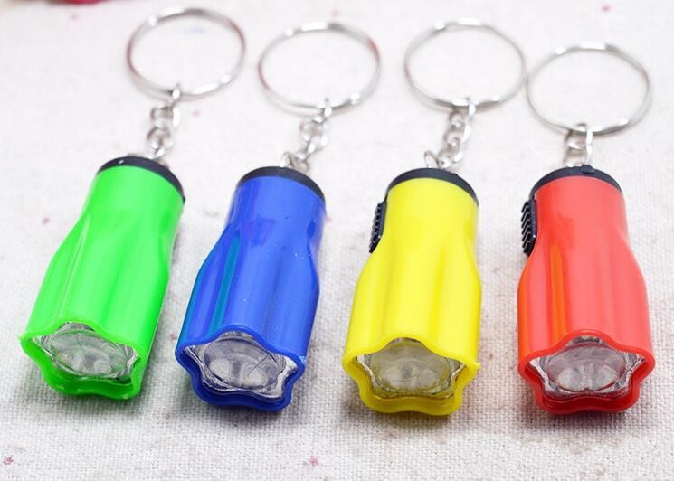 Flower Shape Portable Cute Bright LED Flashlight Key Chain Mini KeyChain Torch Flashlights Plum keyRing for Hiking
Flower Shape Portable Cute Bright LED Flashlight Key Chain Mini KeyChain Torch Flashlights Plum keyRing for Hiking