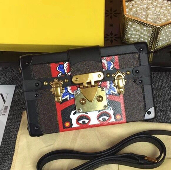 Classic Women Handbags Evening Bags Leather Fashion Box Wholesale Clutch Brick Messenger Shoulder Bag Petite Malle, As picture 1 black
Classic Women Handbags Evening Bags Leather Fashion Box Wholesale Clutch Brick Messenger Shoulder Bag Petite Malle, As picture 1 black