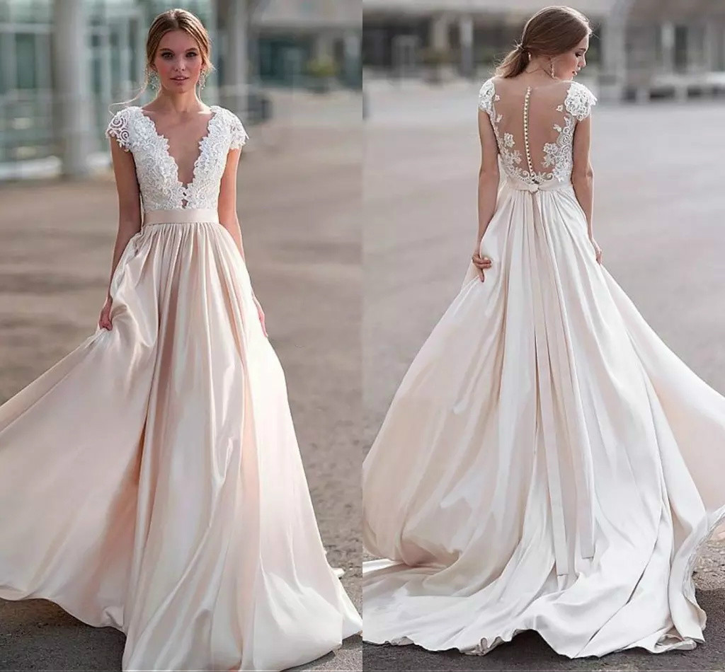 Gorgeous Bohemian Wedding Dresses V Neck Cap Sleeves Lace Applique Satin Backless Country Wedding Gowns Plus Size Beach Bridal Dresses
