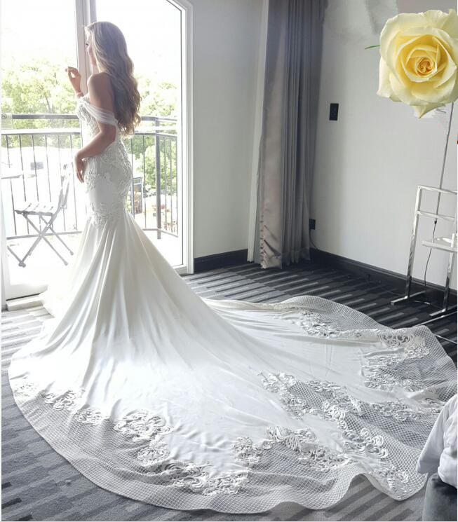 Sexy Mermaid Wedding Dresses Off The Shoulder Lace Pearls Long Train Slim Fit Beach Bridal Gowns Plus Size vestido de novia