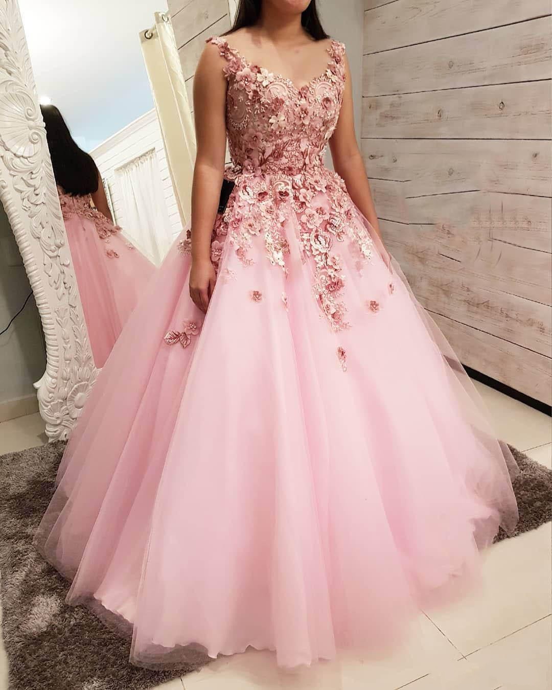 Baby 2018 Romantic Pink Petal Evening Dresses V Neck 3D Flower Lace Appliques Illusion Beaded A Line Puffy Long Celebrity Party Prom Gowns