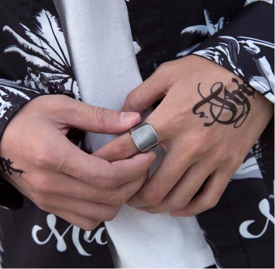 steel solider simple fashion vintage silver color men stainless steel ring hot sale popular jewelry
steel solider simple fashion vintage silver color men stainless steel ring hot sale popular jewelry