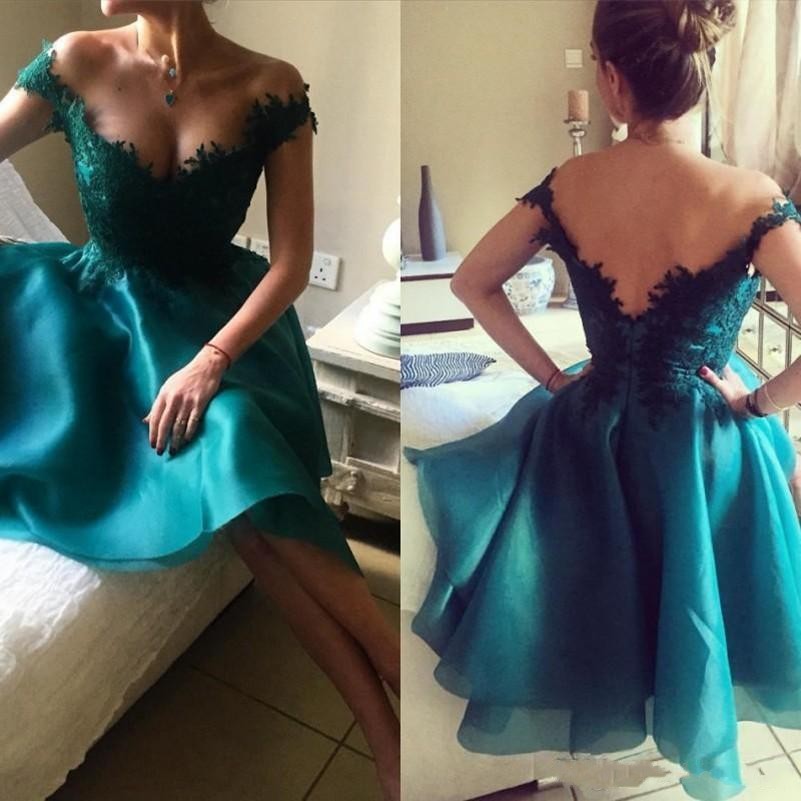 2018 Emerald Green Short Arabic A Line Homecoming Dresses Off Shoulder Lace Applique Backless Organza Knee Length Cocktail Prom Party Gowns, Black
2018 Emerald Green Short Arabic A Line Homecoming Dresses Off Shoulder Lace Applique Backless Organza Knee Length Cocktail Prom Party Gowns, Black