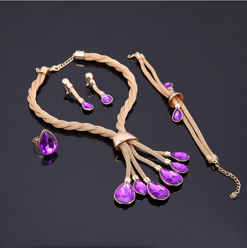 Luxury Elegant Women Purple Water Drop Style Rhinestone 18K Gold Plated Tassel Alloy 4-Piece Wedding Jewelry Set
Luxury Elegant Women Purple Water Drop Style Rhinestone 18K Gold Plated Tassel Alloy 4-Piece Wedding Jewelry Set