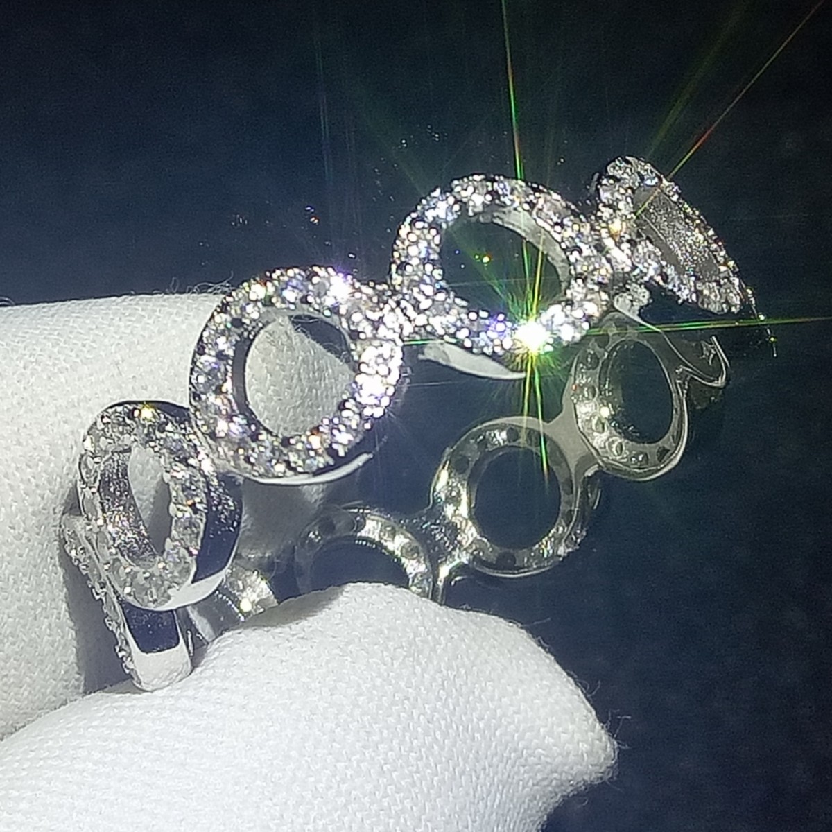 2018 New Arrival Luxury Jewelry 100% Soild 925 Sterling Silver Pave White Sapphire Circle Rings CZ Diamond Party Wedding Band Ring for Women
2018 New Arrival Luxury Jewelry 100% Soild 925 Sterling Silver Pave White Sapphire Circle Rings CZ Diamond Party Wedding Band Ring for Women