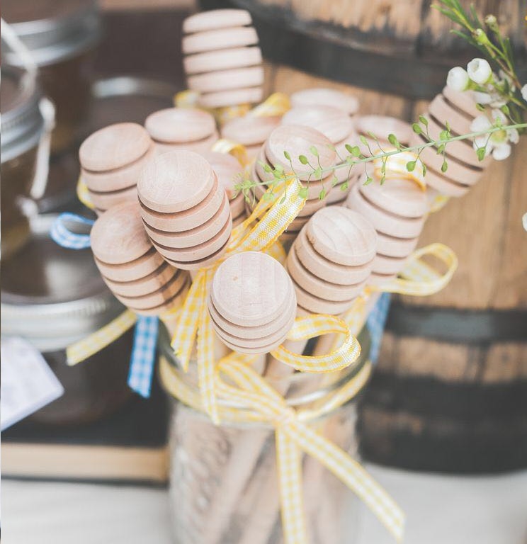 16cm Personalized Wood honey dippers sticker favor for wedding return gifts Happily Ever After Bride & Groom favors 100pcs lot
16cm Personalized Wood honey dippers sticker favor for wedding return gifts Happily Ever After Bride & Groom favors 100pcs lot