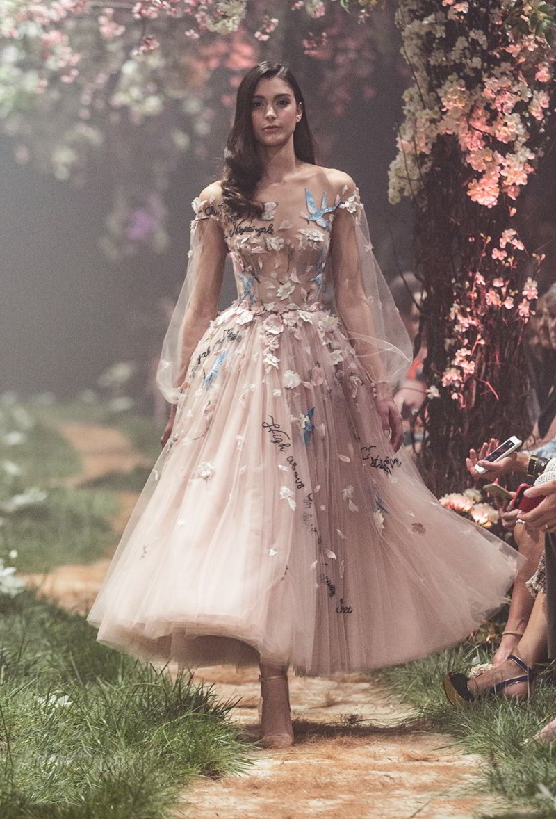 Paolo Sebastian Prom Dresses Long Sheer Neck Puffy Sleeves Dress Party Evening Wear Ankle Length 3D Applique A Line Party Gowns, Champagne
Paolo Sebastian Prom Dresses Long Sheer Neck Puffy Sleeves Dress Party Evening Wear Ankle Length 3D Applique A Line Party Gowns, Champagne