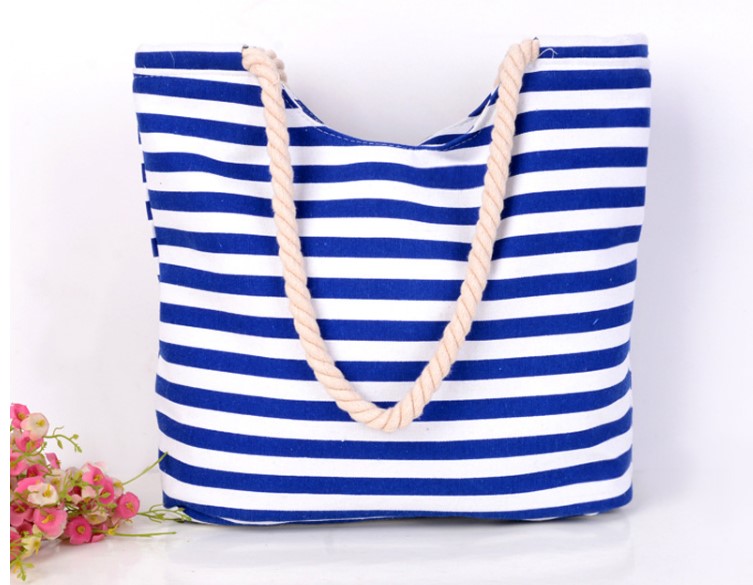2018. Casual fashion bag. Geometric figures. Woman bag. Handbag of ladies' canvas. Big. Mom's shopping bag. Bags. Shoulder Bags.Totes. B012, Blue
2018. Casual fashion bag. Geometric figures. Woman bag. Handbag of ladies' canvas. Big. Mom's shopping bag. Bags. Shoulder Bags.Totes. B012, Blue