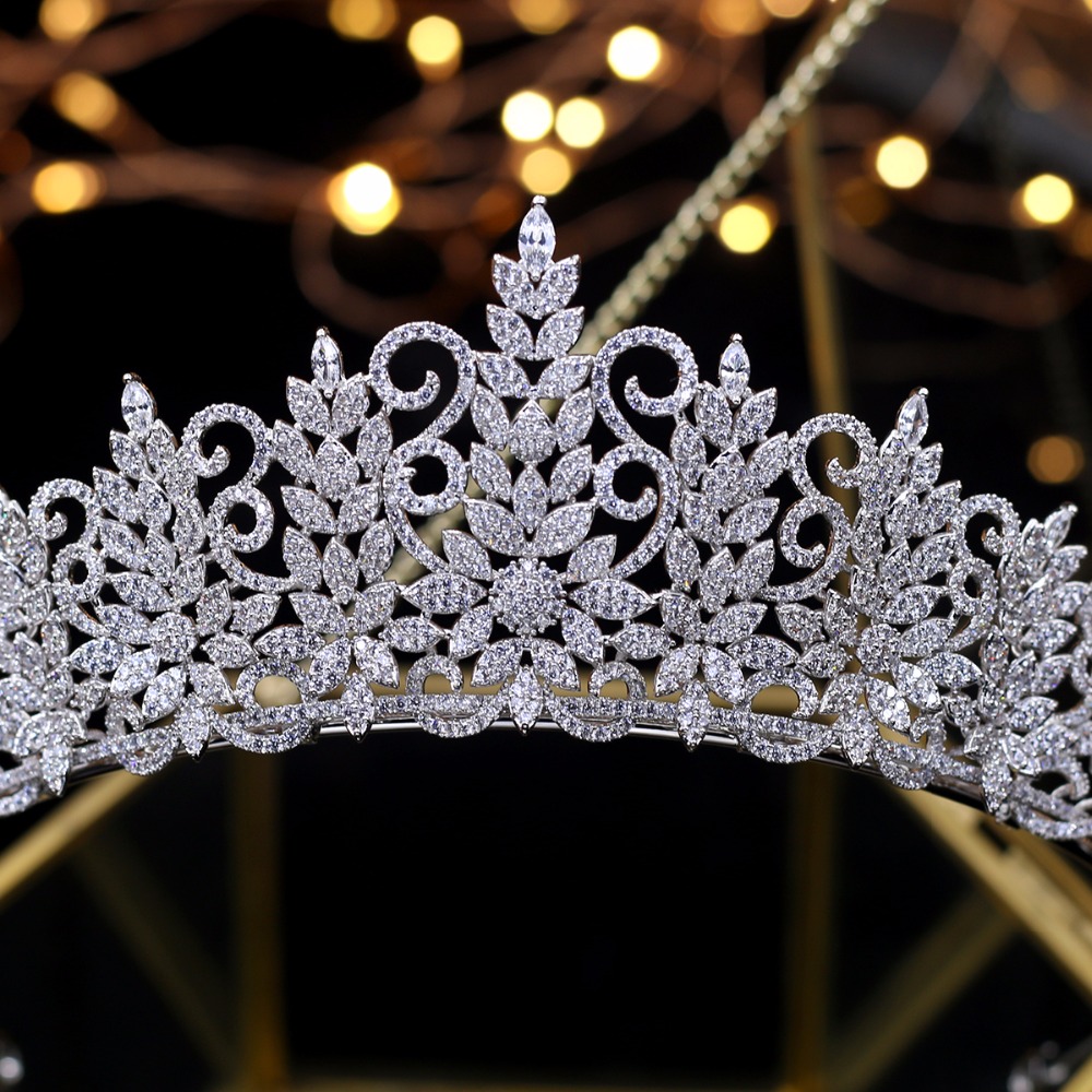 Amazing Queen zircon Tiara Vintage Headpiece Wedding Crowns Bridal Hair Jewelry Tocado Novia Wedding Hair Accessories