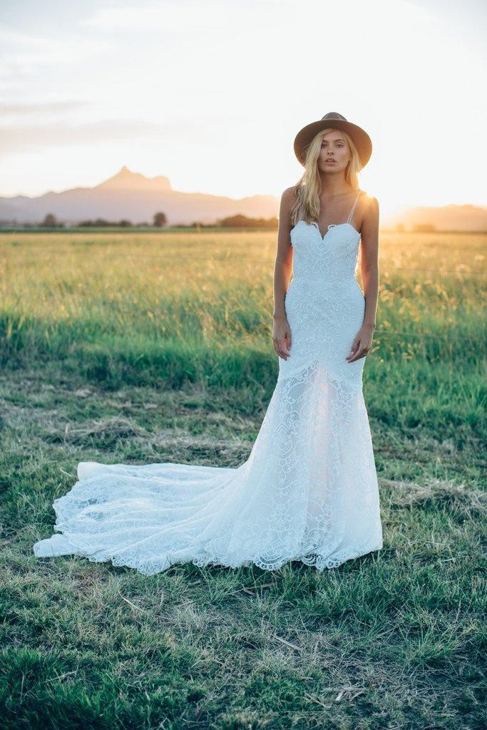 Country Bohemian Newest Beach Mermaid Dresses Full Lace Applique Spaghetti Straps Court Train Wedding Bridal Gowns Custom