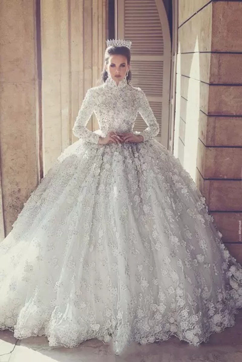 2018 Luxury Lace Ball Gown Wedding Dresses With Long Sleeve 3D Floral Appliques High Neck Arabic Bridal Gowns Crystal Beaded Wedding Dress