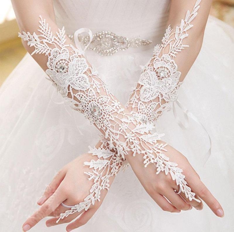 Long Wedding Dress Gloves Crystals Diamond Gauze Embroidery Elegant Womens Lace Bridal Gloves Wholesale Cheap Price