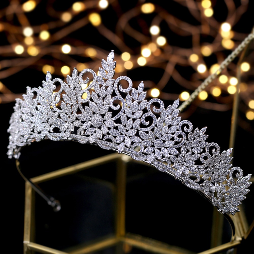 Amazing Queen zircon Tiara Vintage Headpiece Wedding Crowns Bridal Hair Jewelry Tocado Novia Wedding Hair Accessories