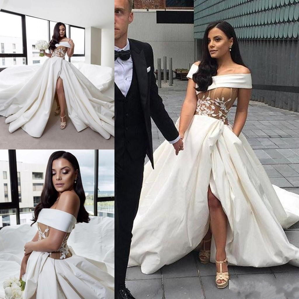 Sexy Satin Side Split Wedding Dresses Off Shoulder Lace Applique Corset Bridal Gowns With Long Train Fashion Robe De Mariee, Red
Sexy Satin Side Split Wedding Dresses Off Shoulder Lace Applique Corset Bridal Gowns With Long Train Fashion Robe De Mariee, Red