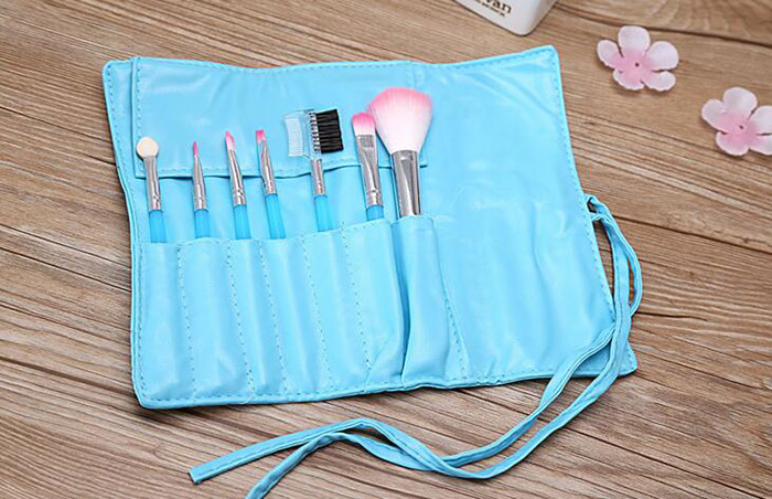 Wholesale high quality 5color Makeup Brushes 1Set=7pcs Kit Beautiful Professional make Up brush Tools With bag free shipping
Wholesale high quality 5color Makeup Brushes 1Set=7pcs Kit Beautiful Professional make Up brush Tools With bag free shipping
