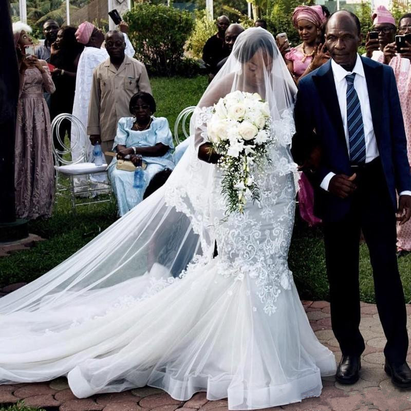 Plus Size Mermaid Wedding Dresses Sexy Off Shoulder Beads Lace Appliques Tulle Bridal Gown Glamorous South African Long Wedding Dress Cheap