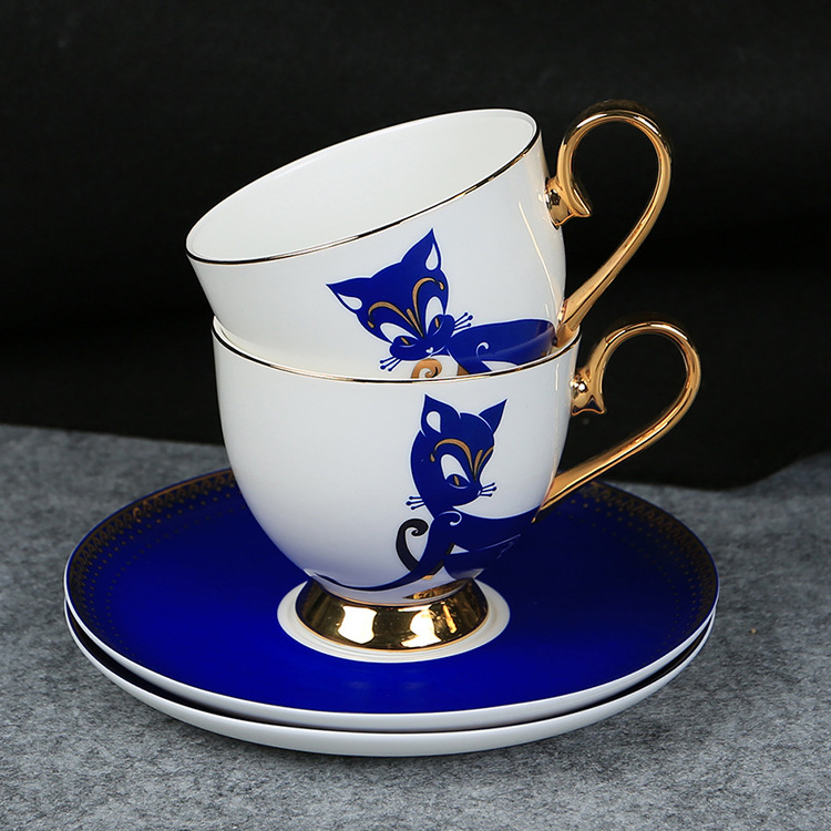 180ml Elegant Blue Fox Ceramic Gilded Coffee Mug with Tray Afternoon Tea Cup Suit Birthday Present Wedding Gift DEC373, Show as picture 
180ml Elegant Blue Fox Ceramic Gilded Coffee Mug with Tray Afternoon Tea Cup Suit Birthday Present Wedding Gift DEC373, Show as picture