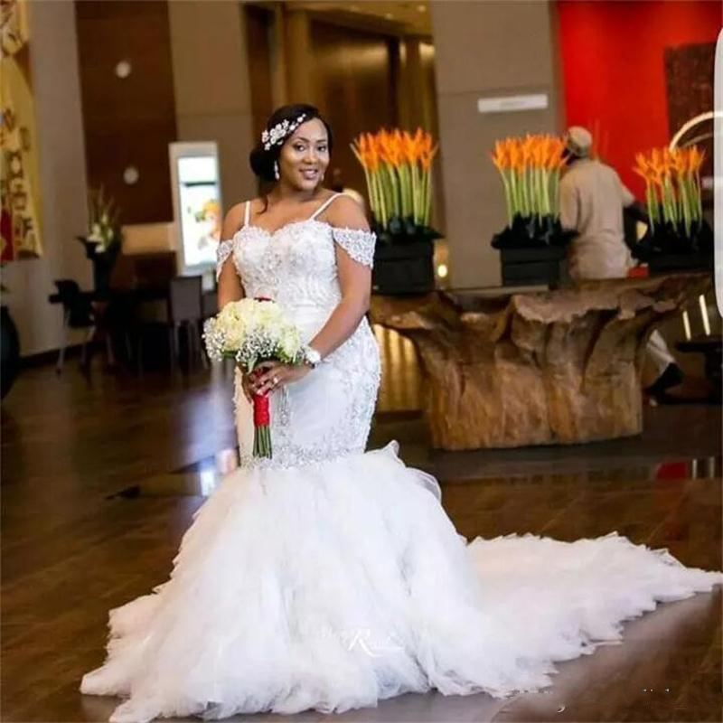 African Plus Size Wedding Dresses Spaghetti Straps Lace Appliques Beadding Capped Mermaid Wedding Dress Tiered Tulle Long 2018 Bridal Gowns, Silver
African Plus Size Wedding Dresses Spaghetti Straps Lace Appliques Beadding Capped Mermaid Wedding Dress Tiered Tulle Long 2018 Bridal Gowns, Silver