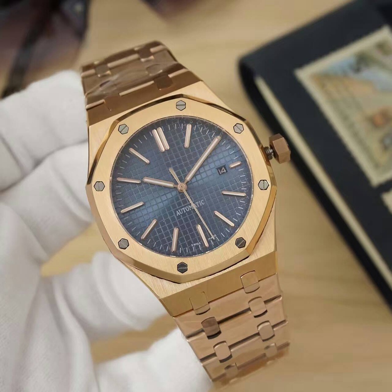 fashion simple business men's watch. With imported automatic mechanical movement. 316 stainless steel gold case strap. Mineral glass mir, Blue
fashion simple business men's watch. With imported automatic mechanical movement. 316 stainless steel gold case strap. Mineral glass mir, Blue