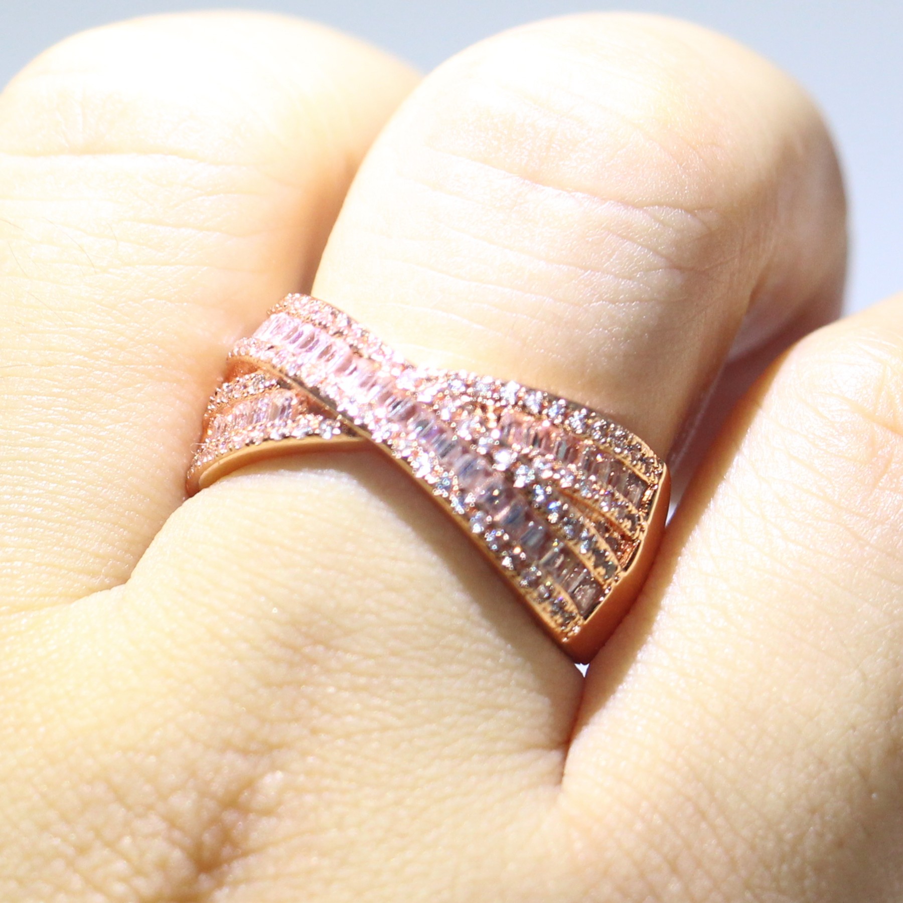 urious Sterg Sier & Rose Gold Fill Princess Cut CZ Dia Wedding Cross Band Ring