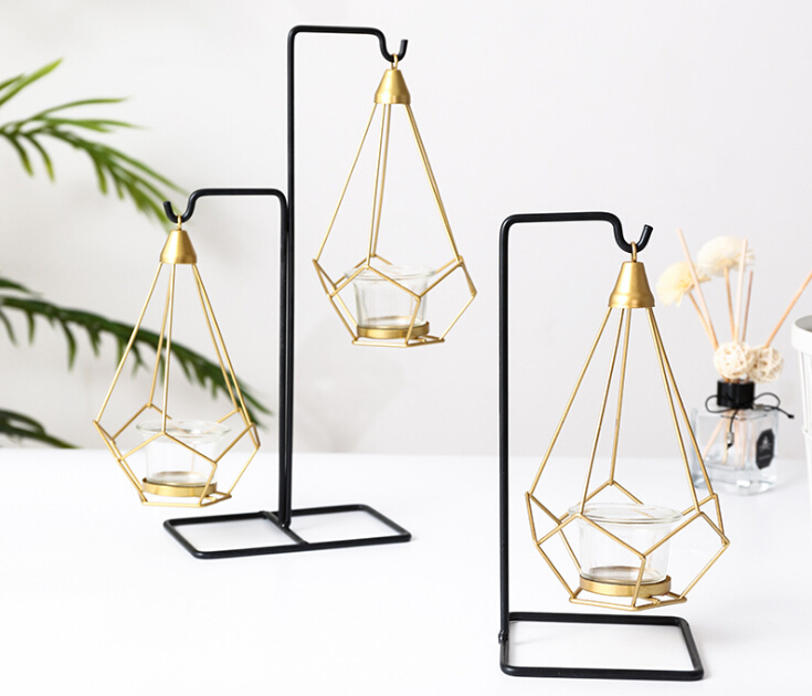 Nordic Light Candle Holder Metal Table Romantic Wedding Candlelight Dinner Props Crative European Decorations Ornaments