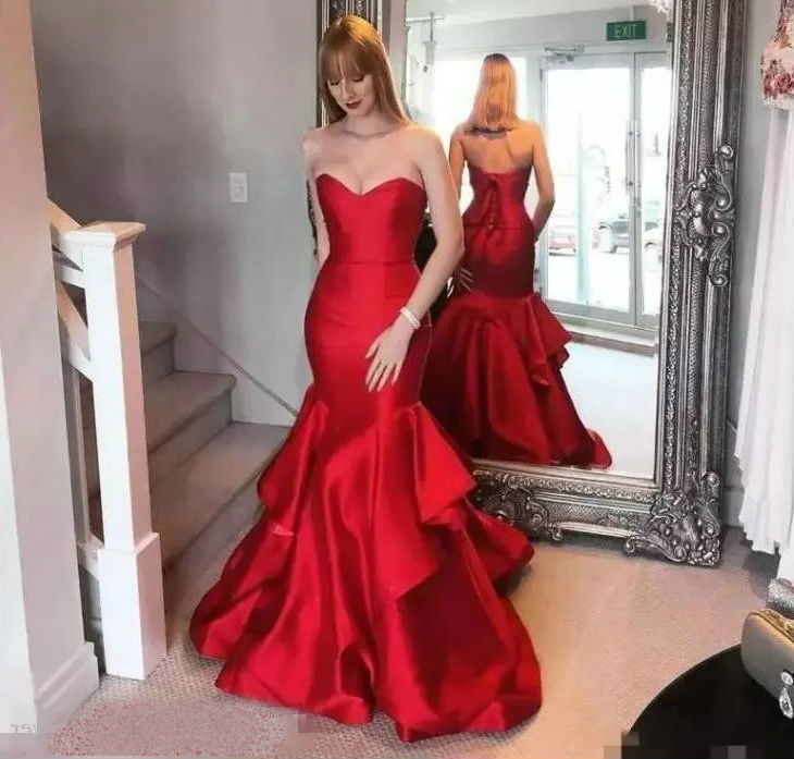 Red Sweetheart Mermaid Evening Dresses Elastic Satin Tiered Ruffles Lace Up Back Sweep Train Prom Dress Runway Fashion