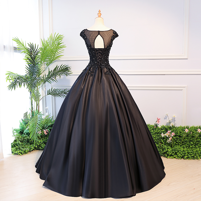 2020 High Quality Lace Black Ball Gown Quinceanera Dresses Beaded Crystal Formal Party Gown Vestidos De 15 Anos QC1272