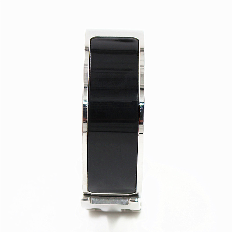 18mm Stainless Steel Bangles For Women And Men New Designer Famous Brand Bracelet Enamel Bangle Popular Element Fashion Jewelry, Black
18mm Stainless Steel Bangles For Women And Men New Designer Famous Brand Bracelet Enamel Bangle Popular Element Fashion Jewelry, Black