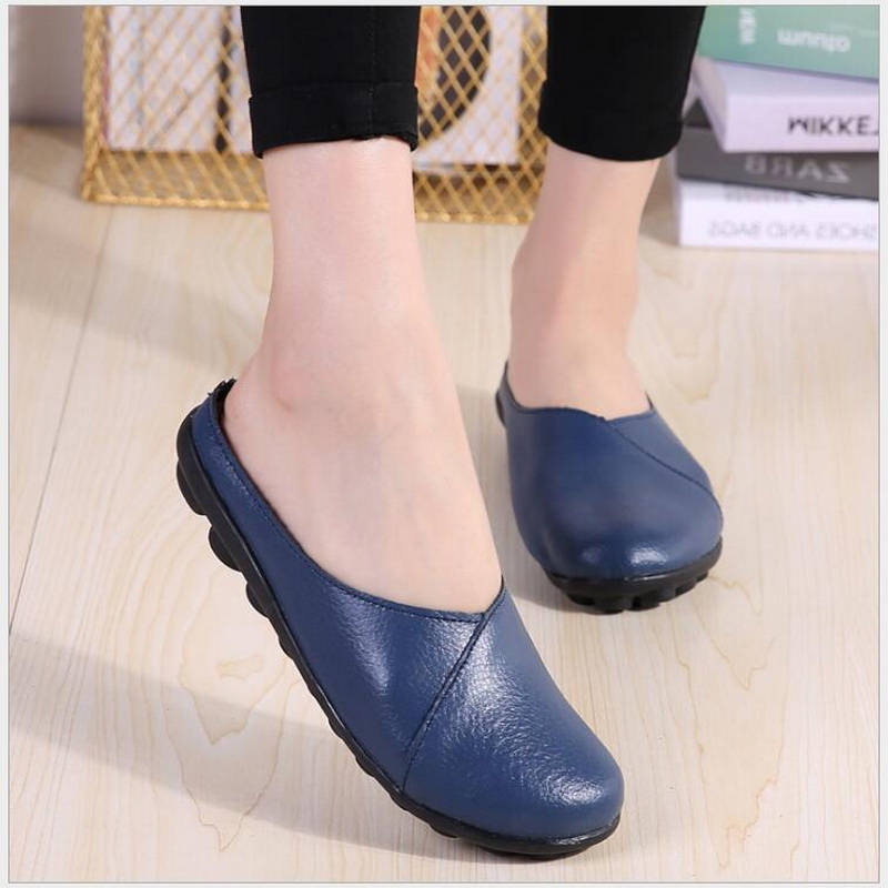 Summer Women Genuine leather Slippers Solid white Black Ladies Flat With Slides Breathable Sandal Baotou Half Shoes