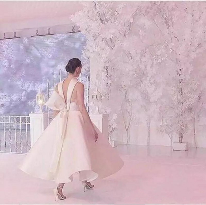 Runway Fashion Formal Evening Dresses Halter Neck Full Circle Skirt Ankle Length White Satin Evening Gowns 2020 Party Dresses with Big Bow